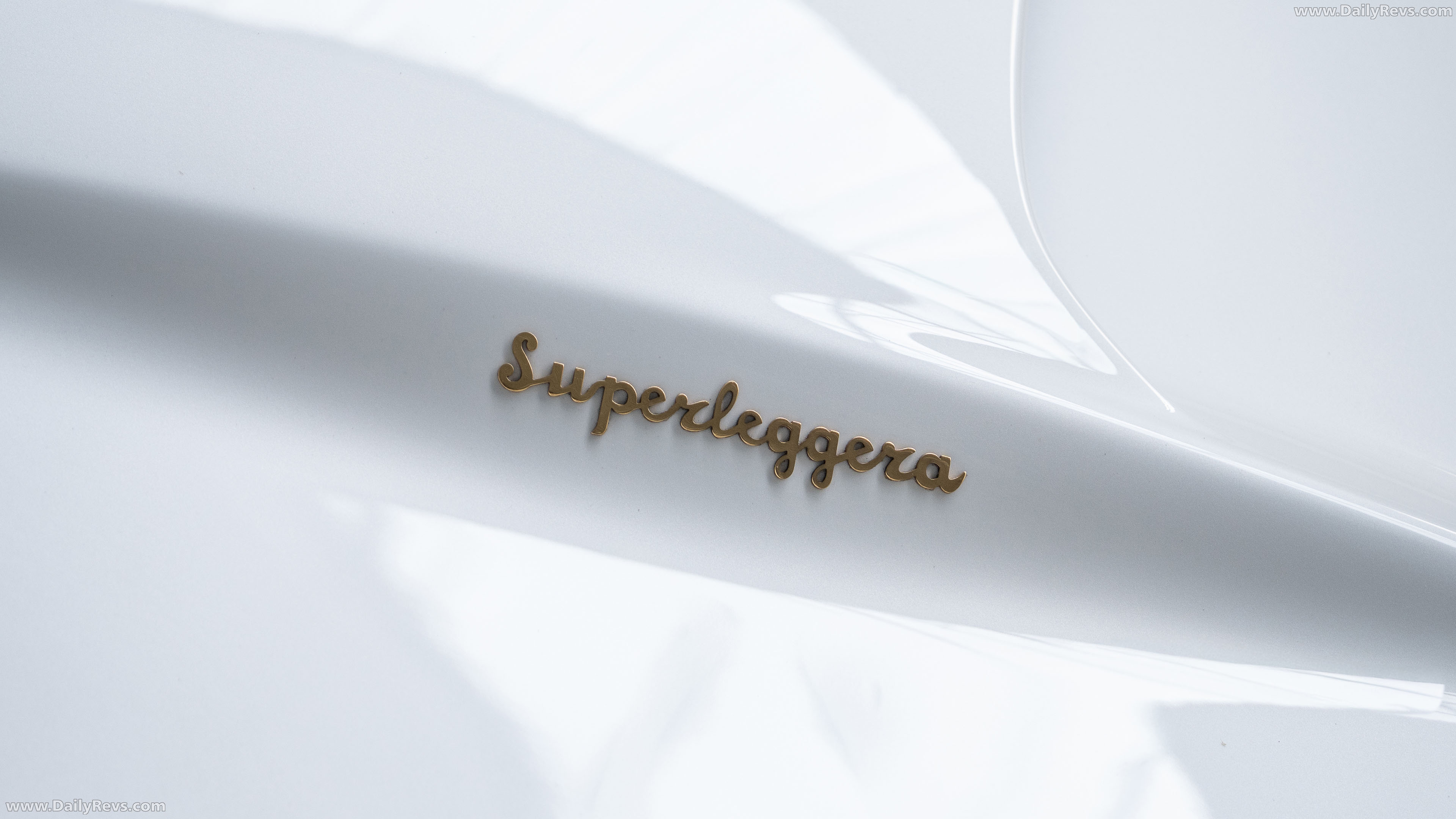 2027 Touring Superleggera Veloce12 Aperta Exterior